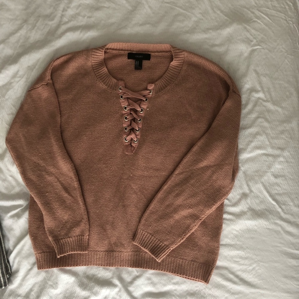 pink sweater